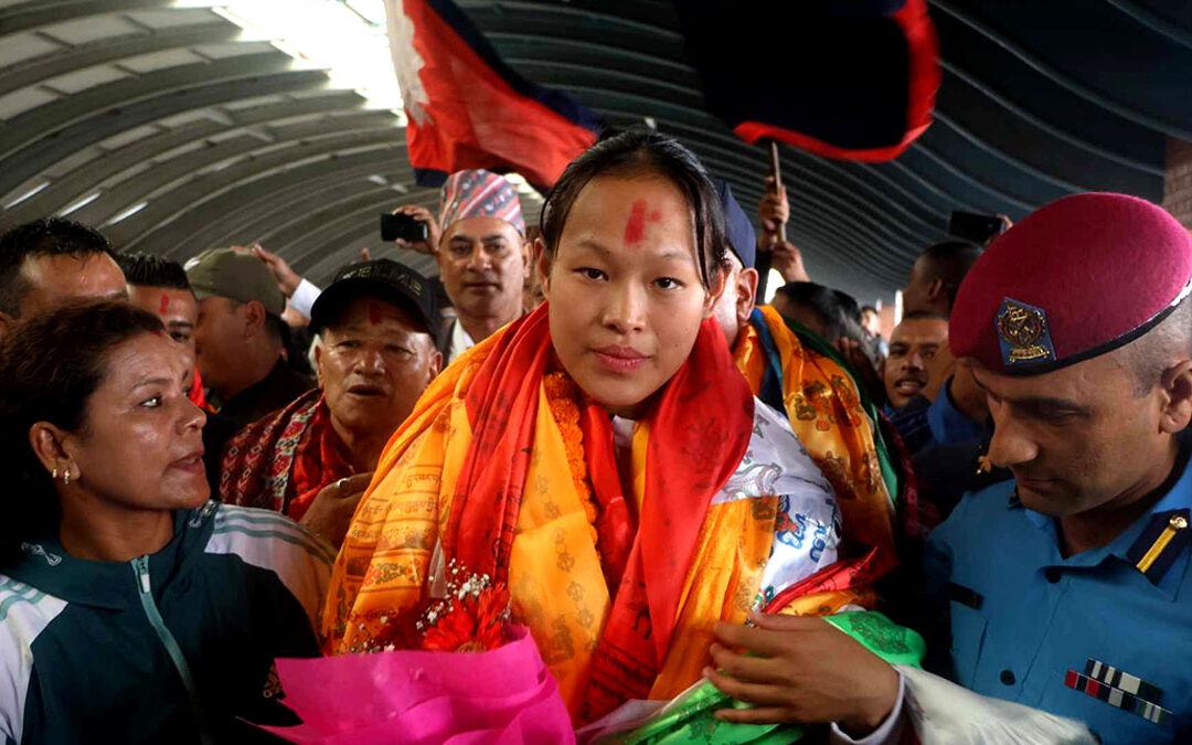 ऐतिहासिक पदक विजेता ऐरिका नेपाल आइपुगिन्, विमानस्थलमा भव्य स्वागत