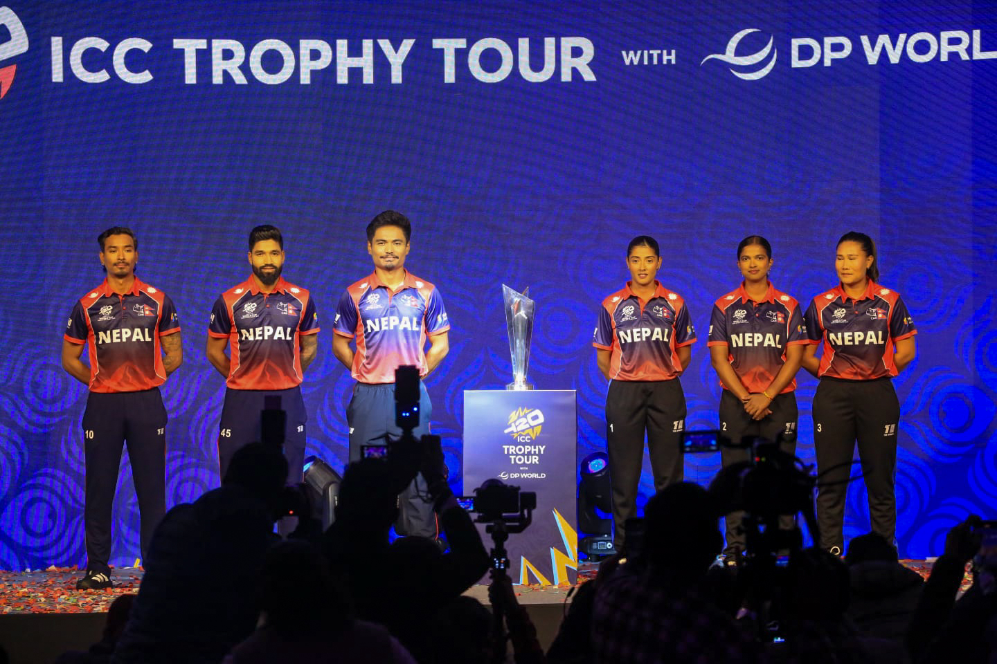 विश्वकपका लागि नेपाली क्रिकेट टिमको जर्सी सार्वजनिक